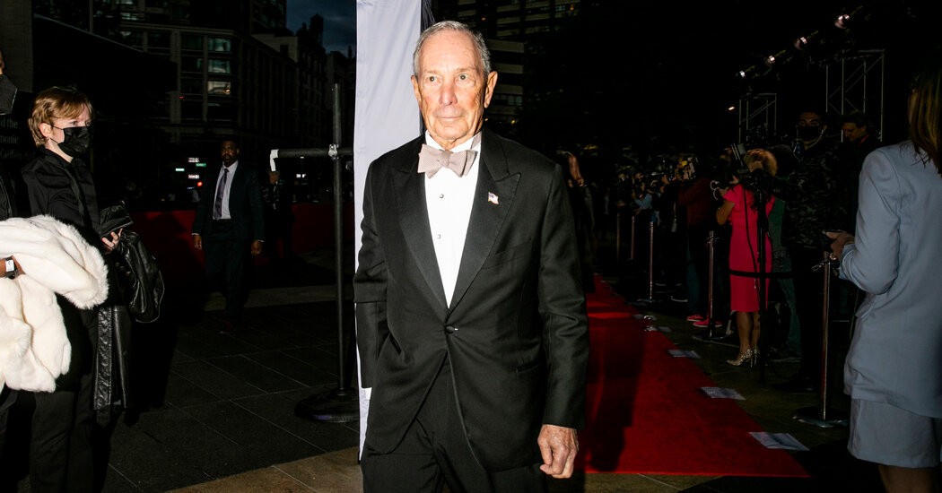 Michael Bloomberg announces an effort to shut down coal in 25 countries.