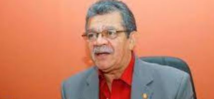 Earle Herrera