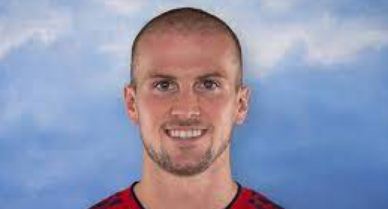 Rob Holding