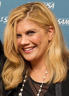 2014 Voice Awards Kristen Johnston (20353233045).jpg
