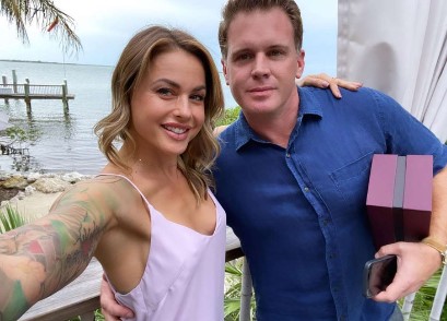 memphis-garrett-and-christmas-abbott