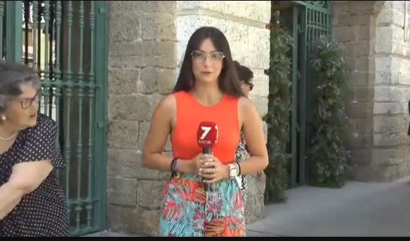 reportera - beatriz - anillo