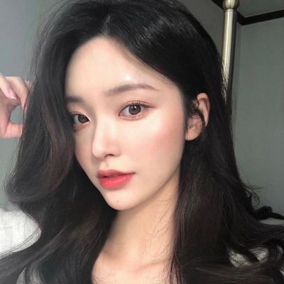 Was She Dating Anyone? Relationship