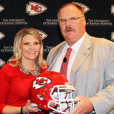 Are They Really Expecting A Child? Family Details