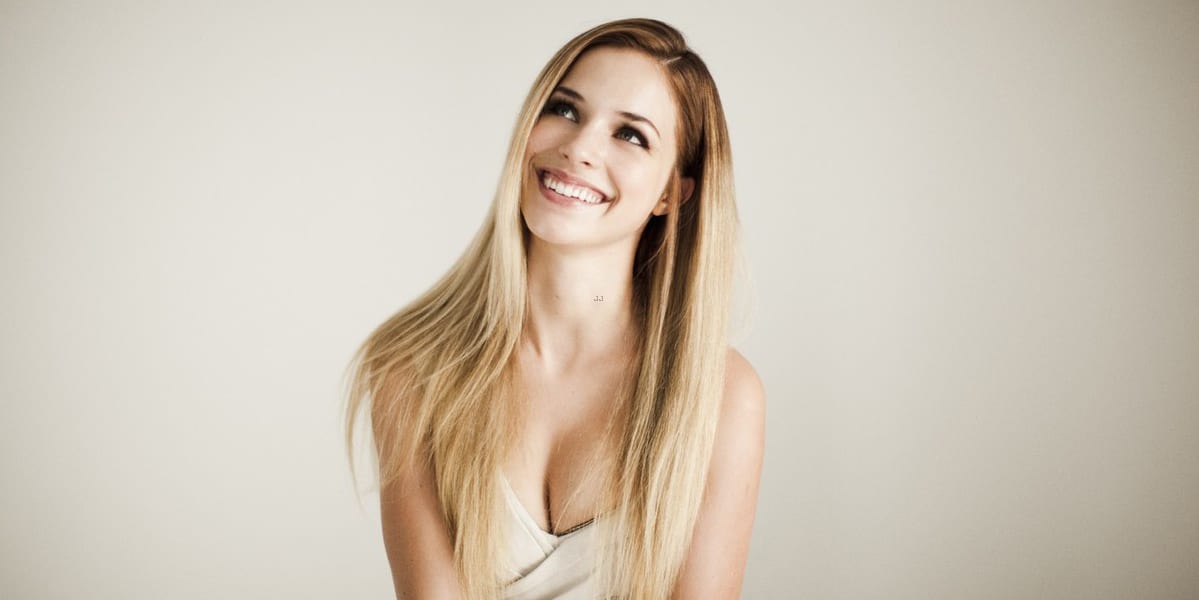 Alexis Knapp (Pitch Perfect) Wiki Bio, daughter, measurements