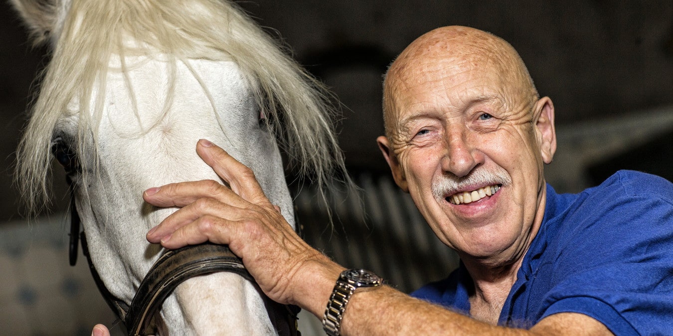 Who really is the vet "The Incredible Dr. Pol"? Why was Show Canceled? Wiki, Cast