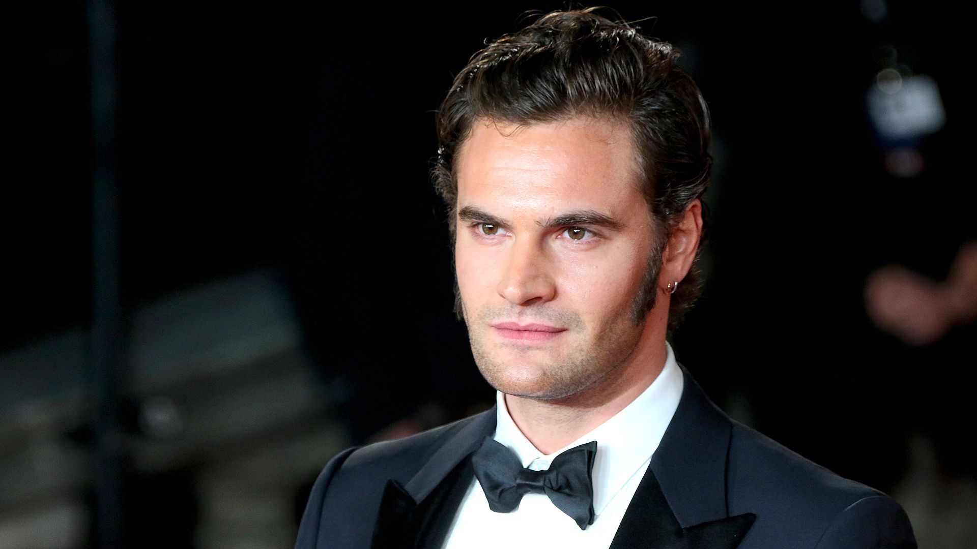 Tom Bateman