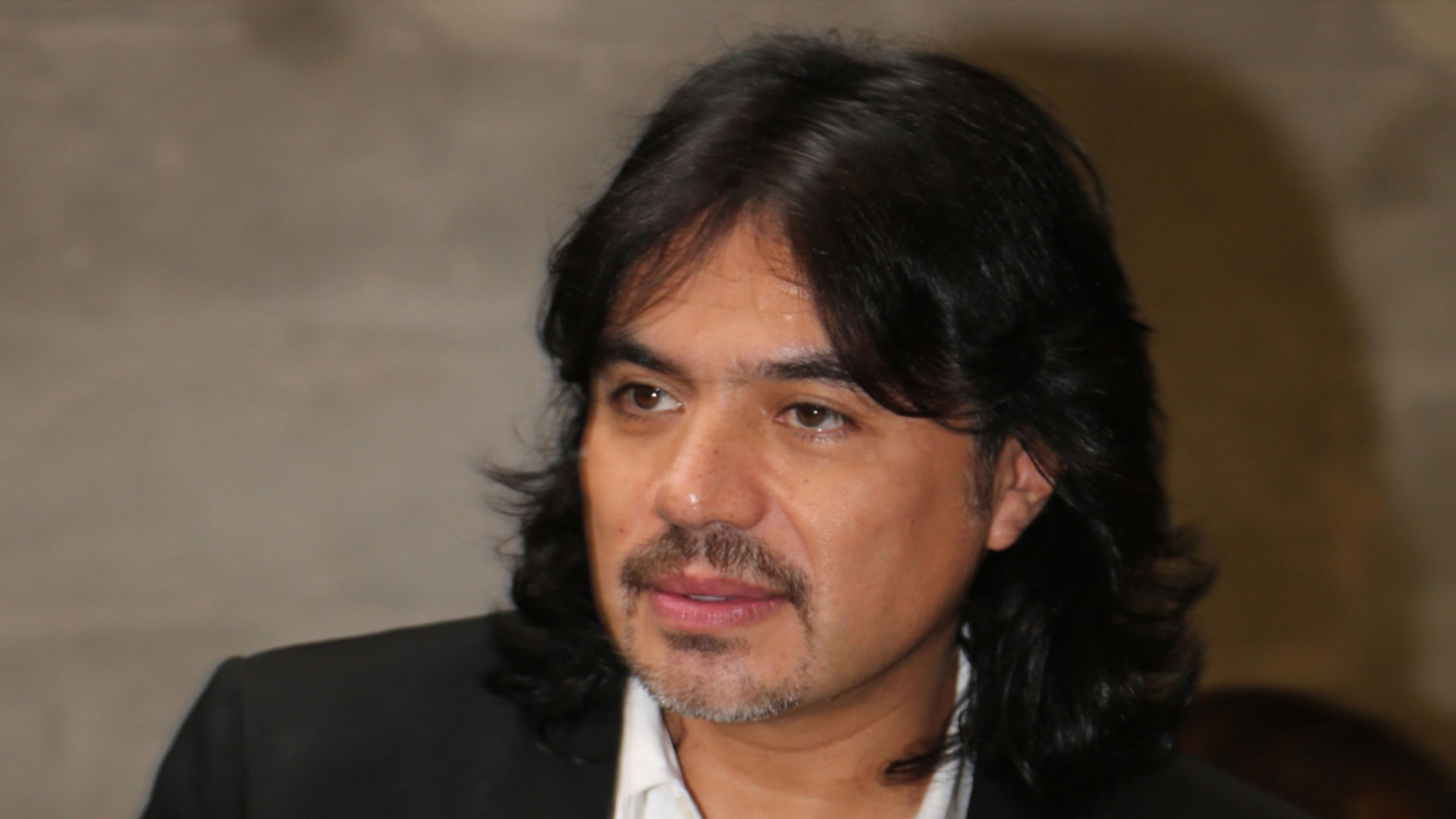 Adolfo Angel: The Musical Genius, Star Behind Los Temerarios