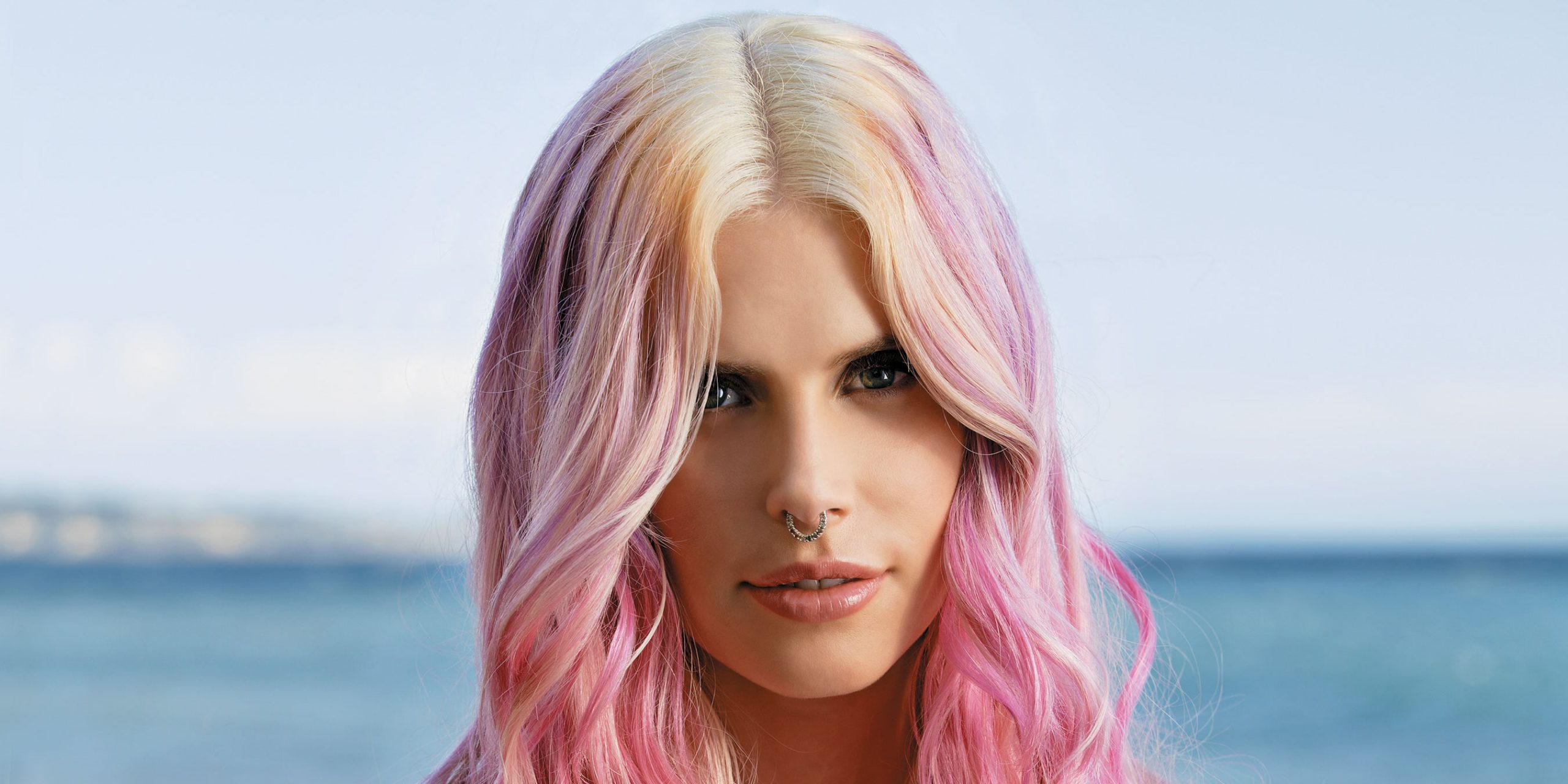 Cleo Cole Elliott's Wiki Bio, net worth, partner, family, adopted?
