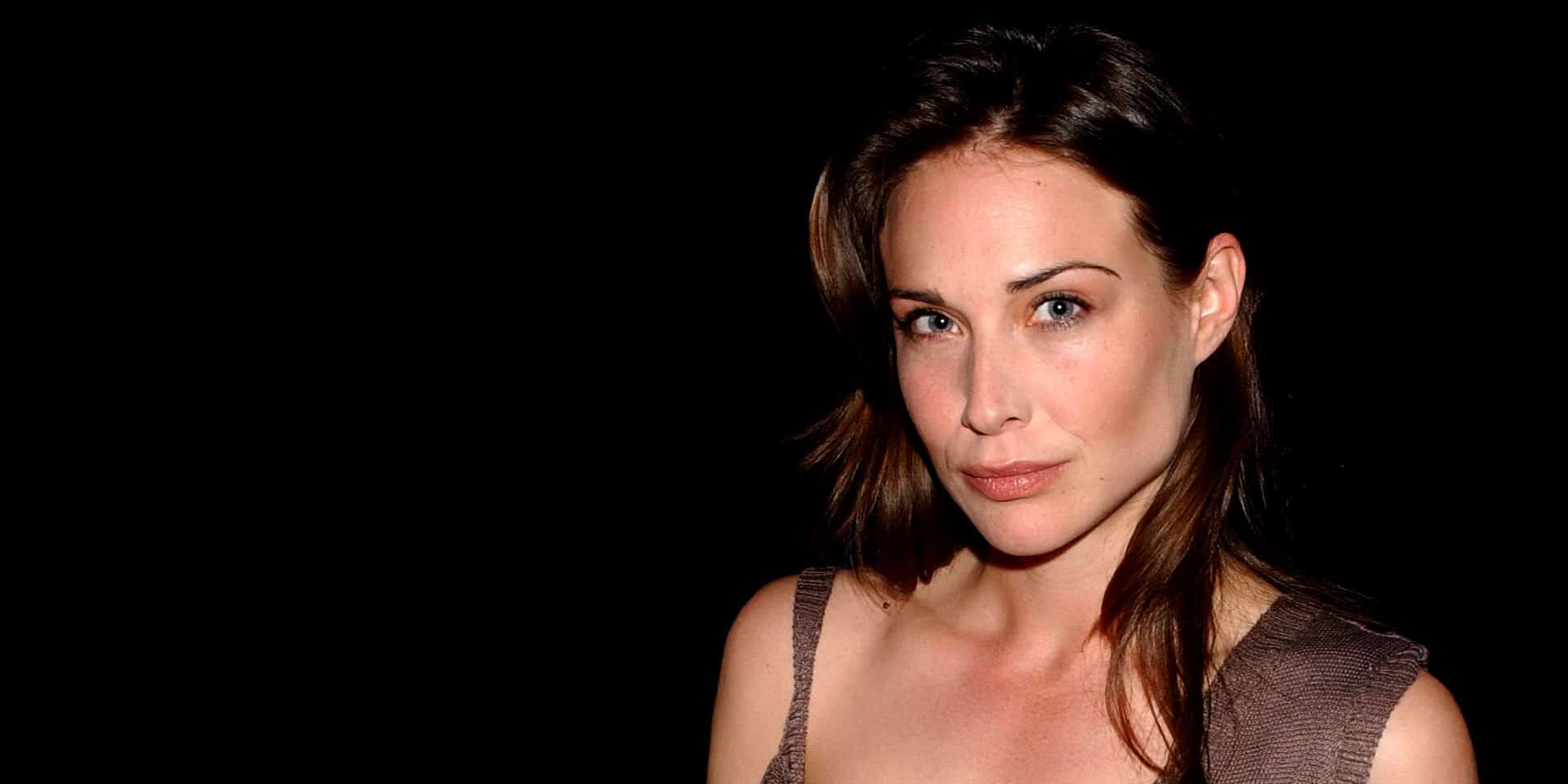 Who is Dougray Scott's wife Claire Forlani from "Mallrats"? Wiki: Net Worth
