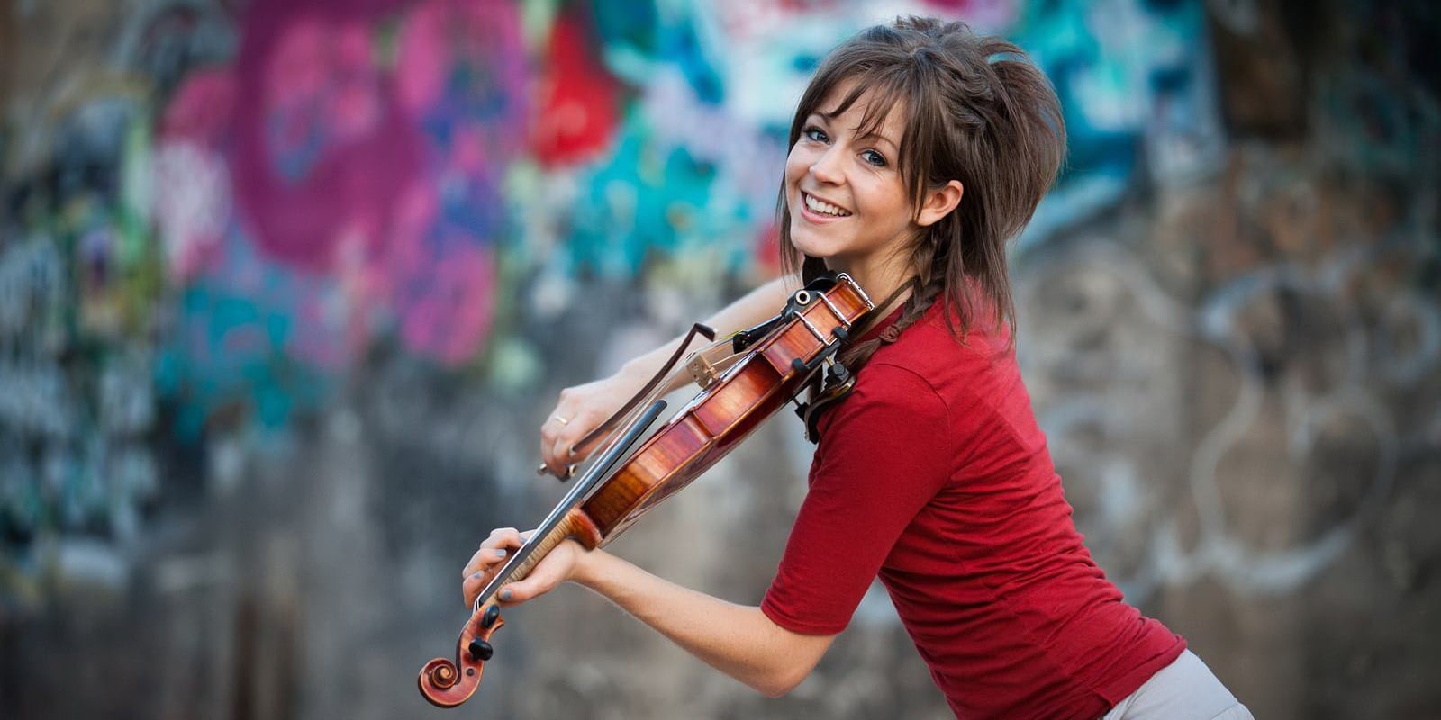Who's Lindsey Stirling from "Dancing with the Stars"? Wiki: Net Worth, Bio