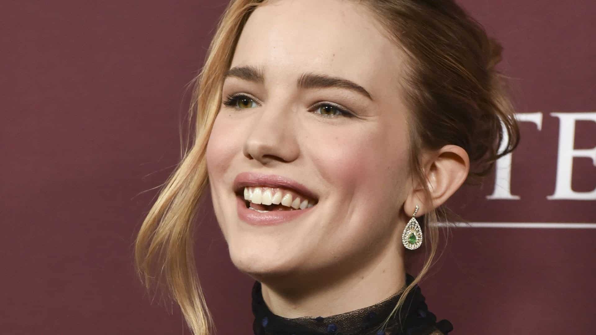 Naked Truth About Willa Fitzgerald: Height, Husband, Net Worth
