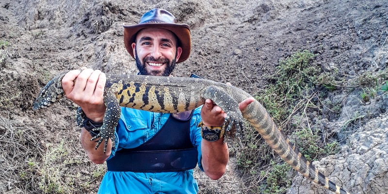Who is Youtuber Coyote Peterson? His Wiki: Net Worth, Real Name, Family, Hat, Height, Daughter