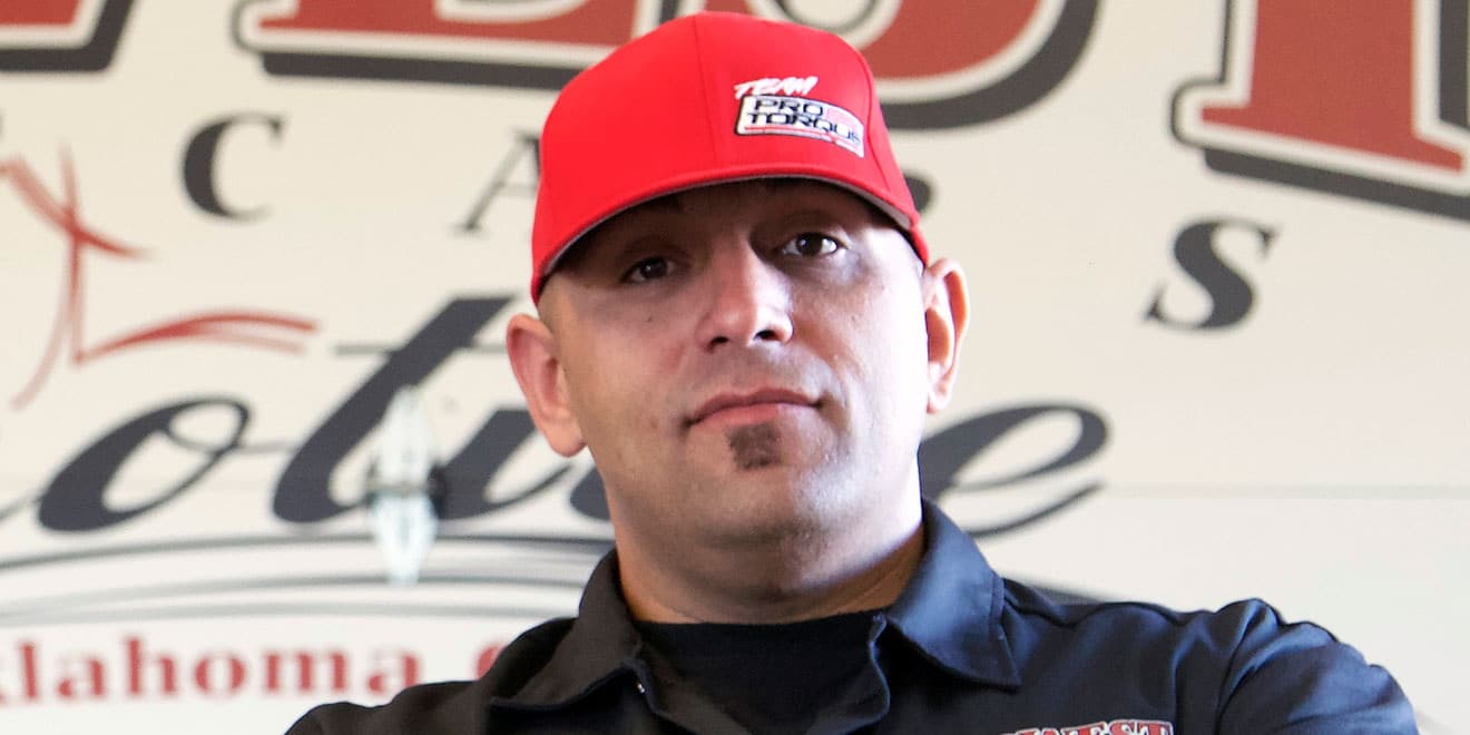 Who's Big Chief (Justin Shearer) from "Street Outlaws"? Wiki: Wife Allicia, Girlfriend