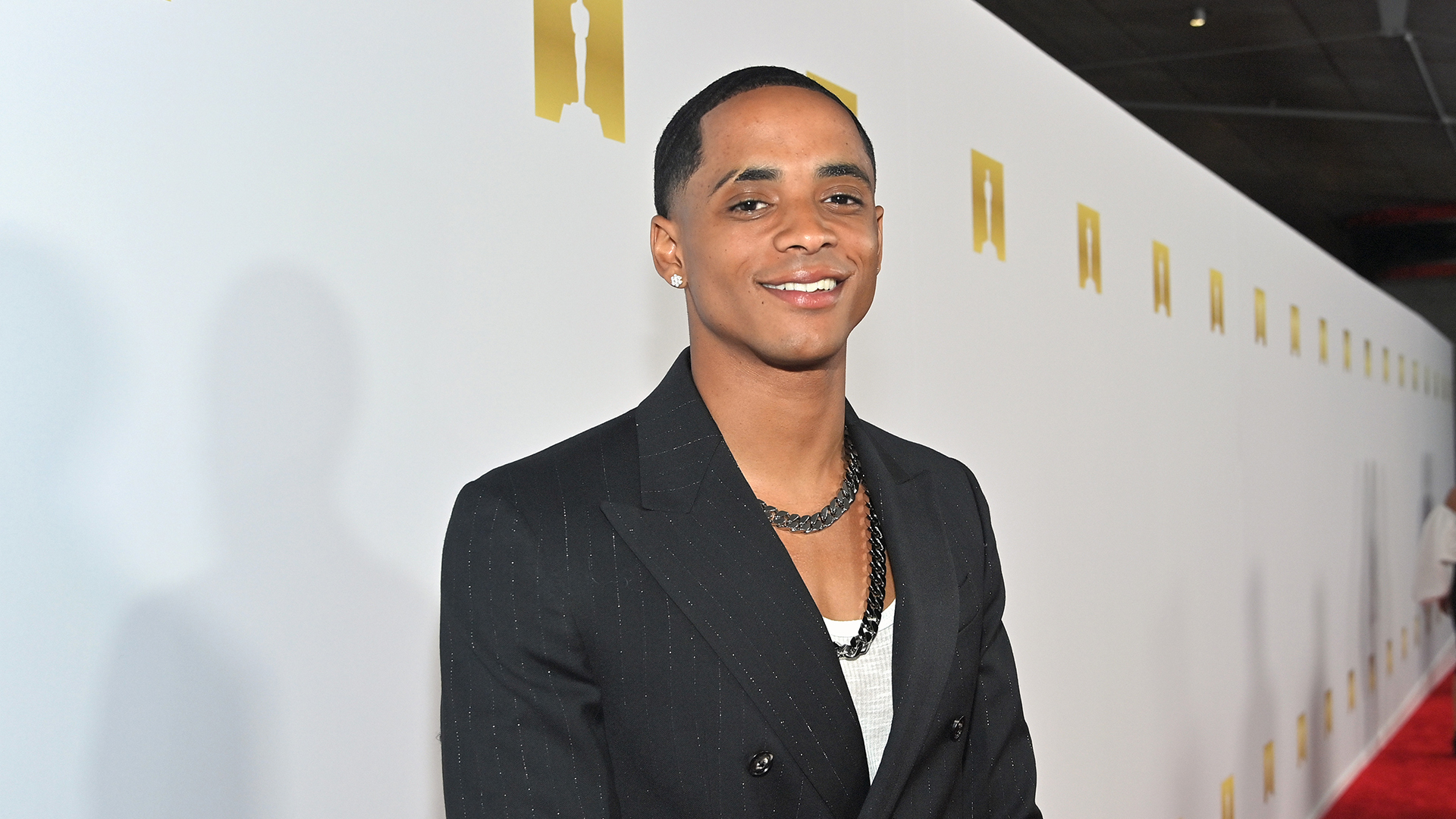 What does Cordell Broadus do for a living? His Age, Wife, Career