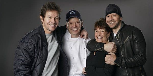 How did Mark Wahlberg's sister Debbie Wahlberg die? Wiki: Siblings, Family, Bio