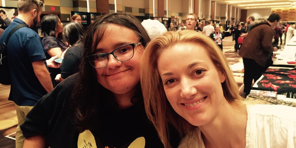 Who is Zoie Palmer from “Dark Matter”? Her Wiki: Net Worth, Dating, Husband, Wedding, Salary, Bio
