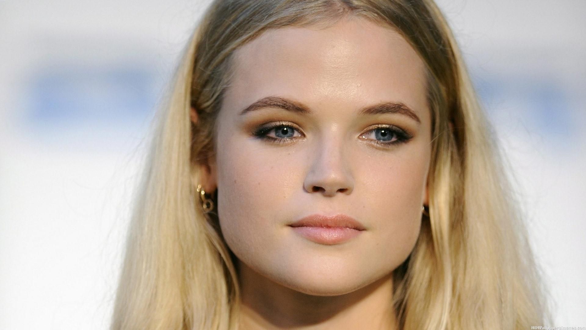How Gabriella Wilde Balances Her Acting Career and Motherhood