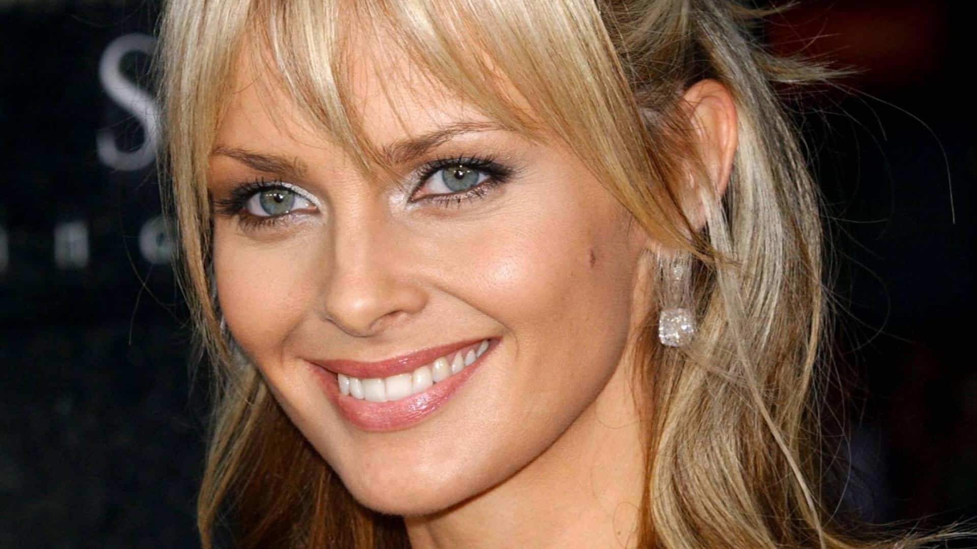 Who is Izabella Scorupco from Goldeneye? Her Age, Height, Kids