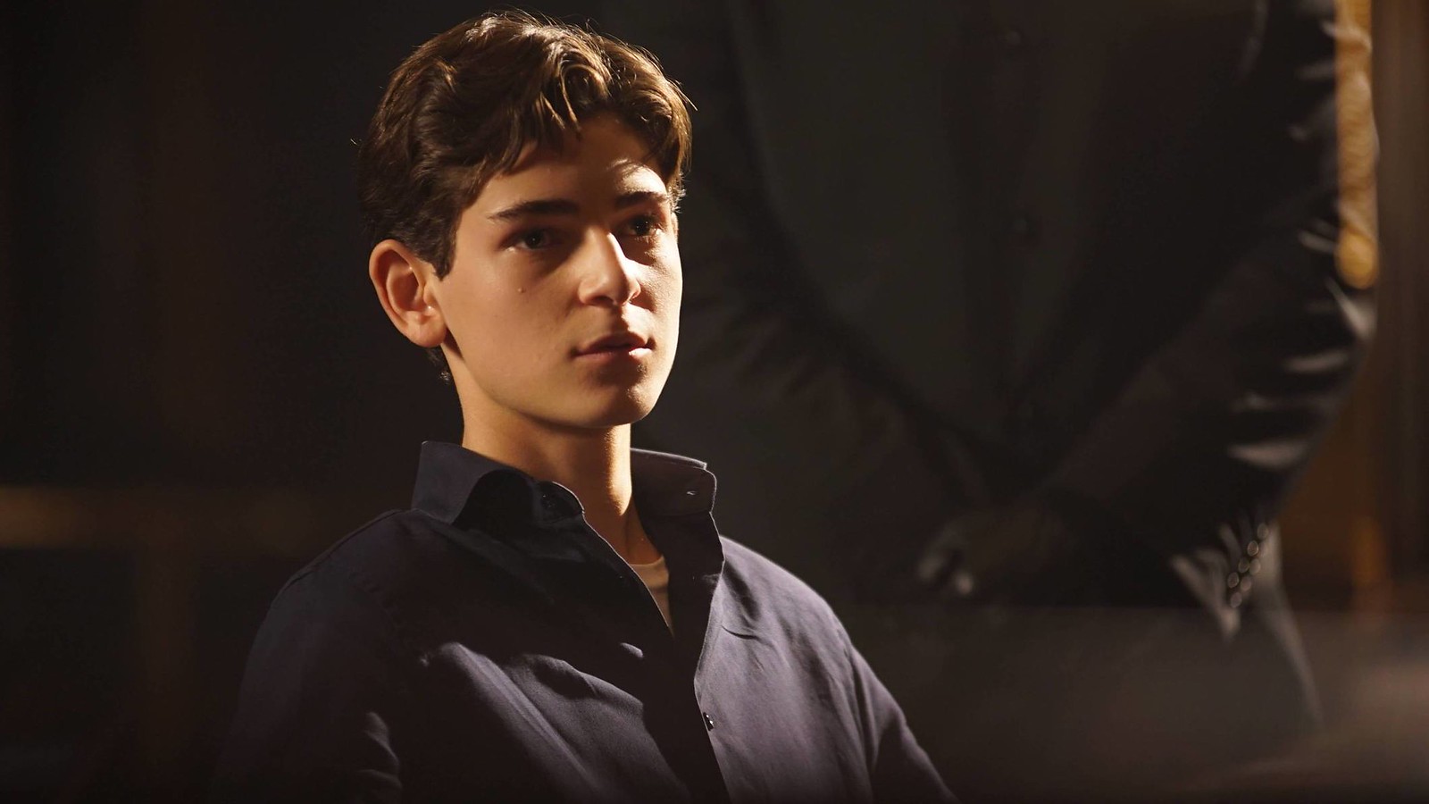 Does David Mazouz become Batman? His Age, Height, Career