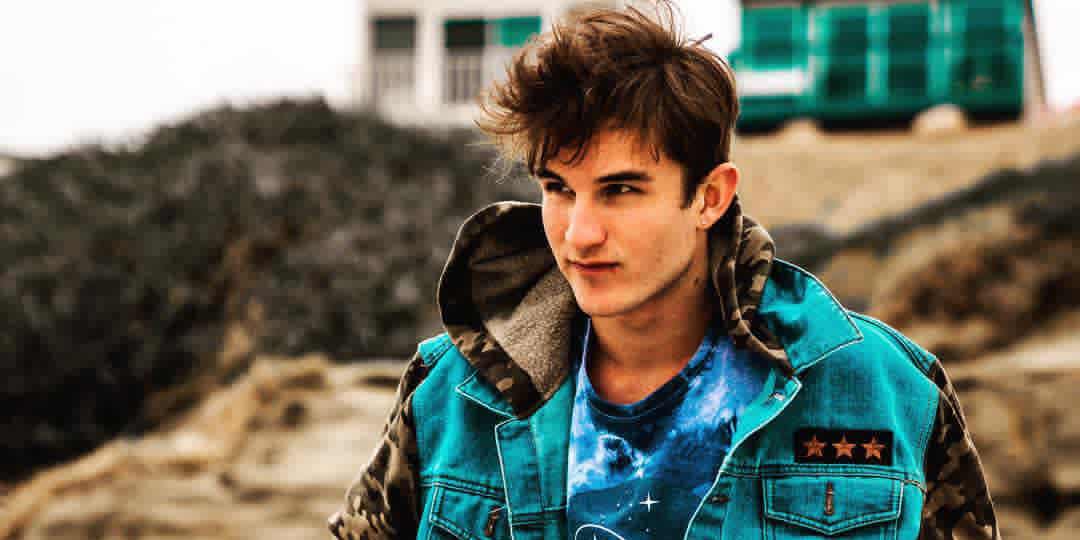 Jake Angeles Wiki Biography, age, height, girlfriend, net worth, family