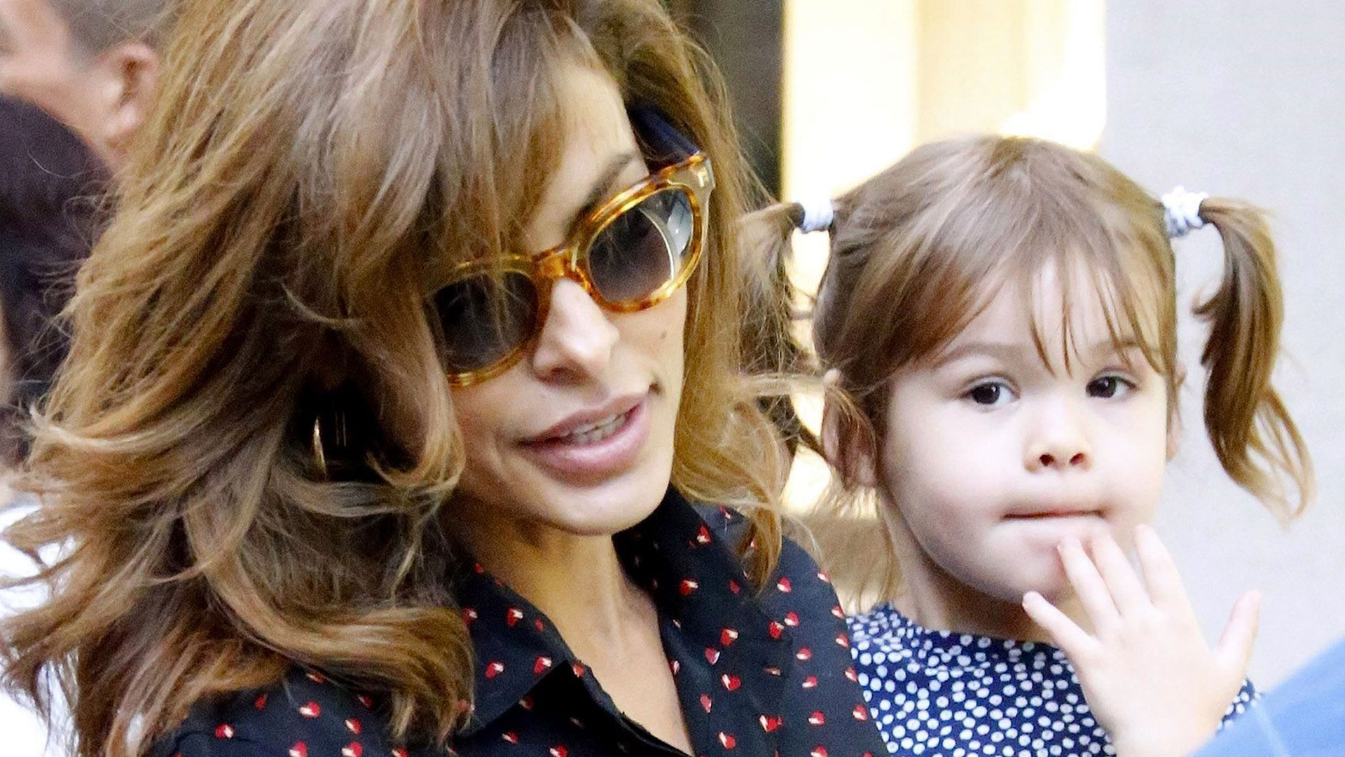 Who Is the Mother of Esmeralda Amada Gosling? Her Age, Kids