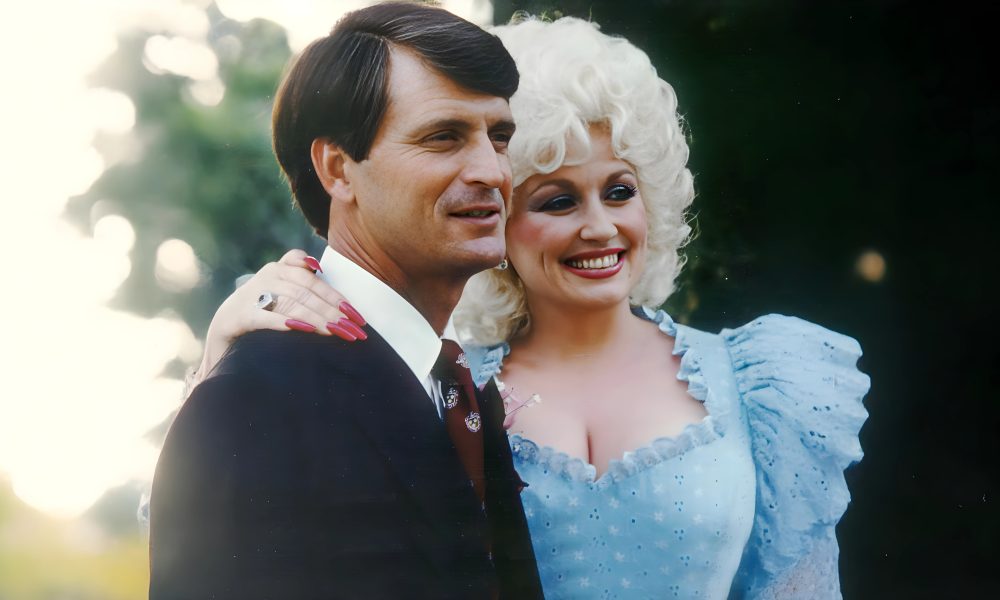 Dolly Parton and late husband of nearly 60 years, Carl Thomas Dean.