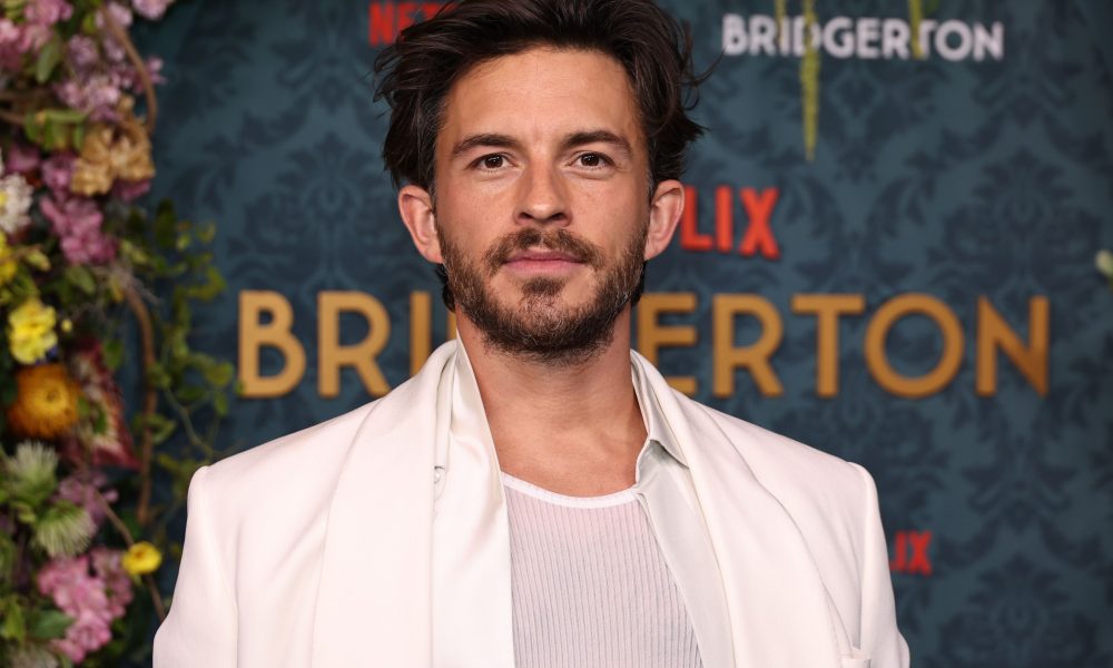 Jonathan Bailey