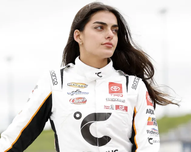 Toni Breidinger Height, Weight, Age, Net Worth, Career, And More
