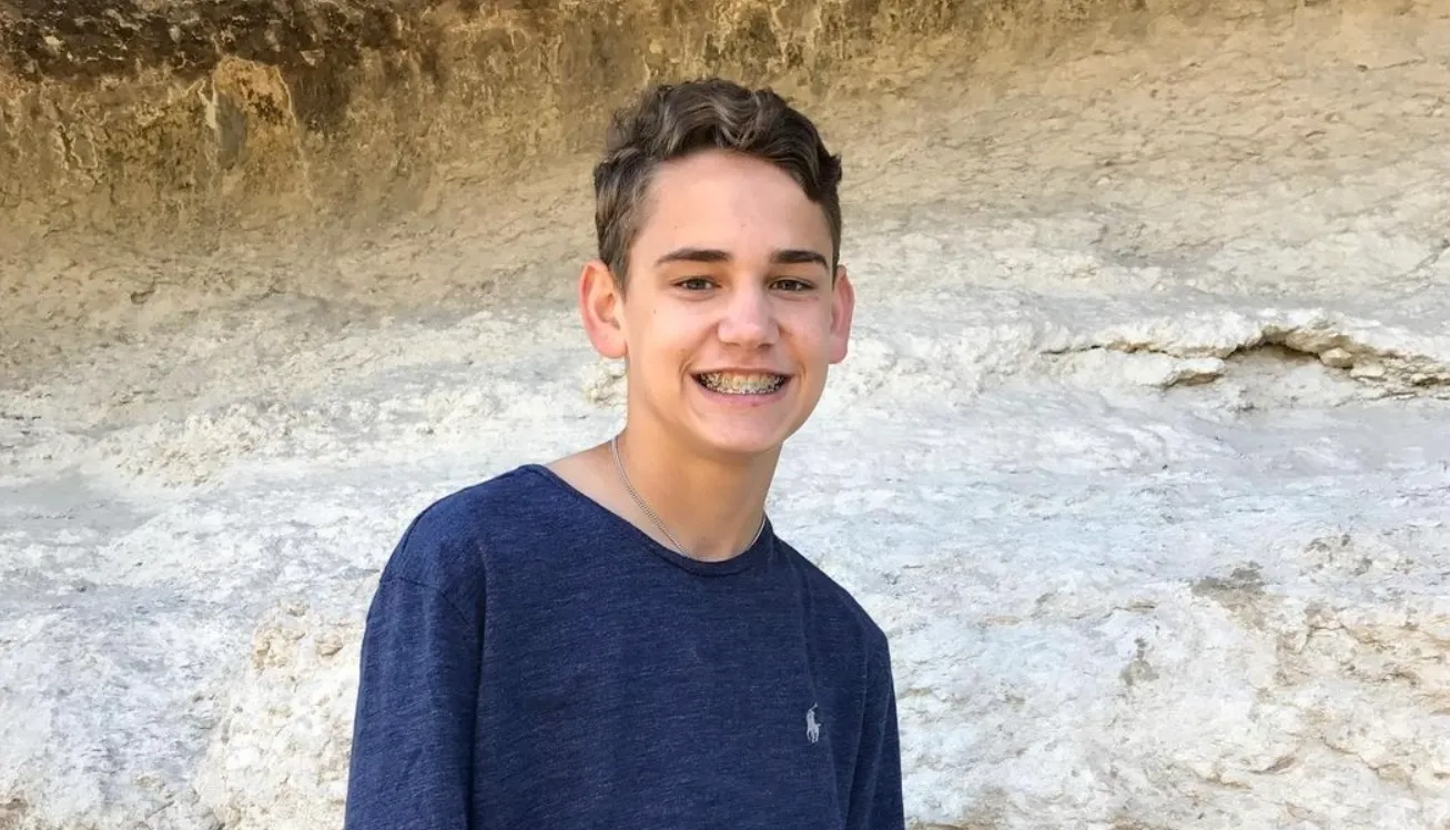 Chase Rutherford Age, Height, Weight, Net Worth, Career And Full Bio