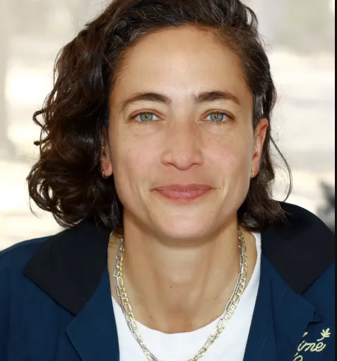 Paola Ramos Wife, Age, Height, Weight, Net Worth, Career, And More