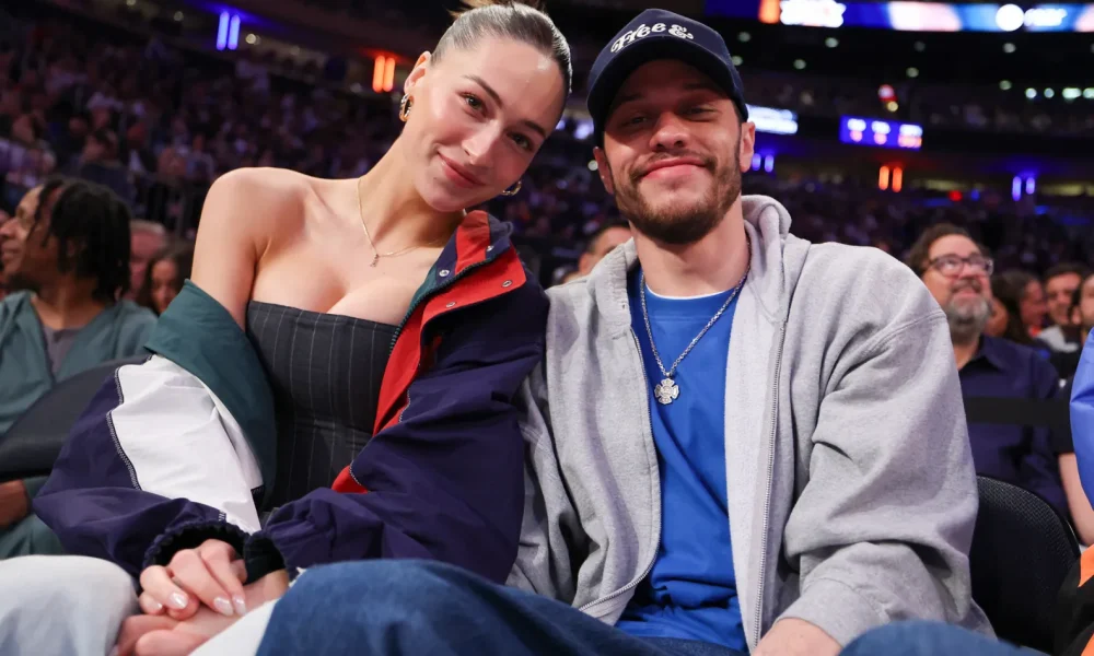 Pete Davidson and girlfriend, Elsie Hewitt.