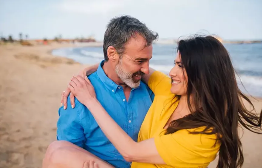 How Older Men Can Attract and Start Dating Younger Women