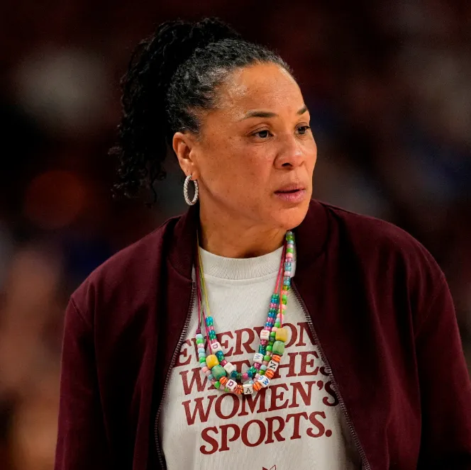 Dawn Staley Spouse Relationship Status, Career, Net Worth, Age & More