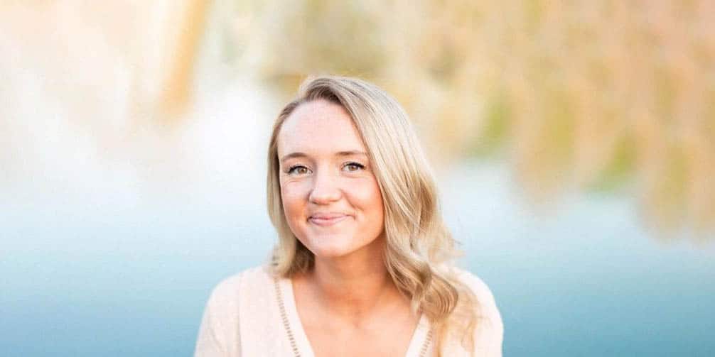 Alex Drummond's Biography: Engaged, Husband, Net Worth