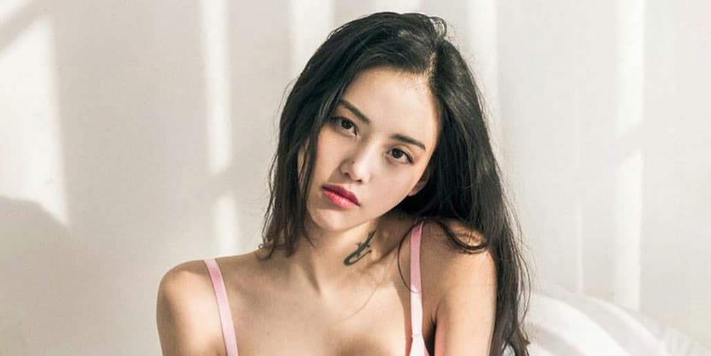 Who is Post Malone's girlfriend? MLMA