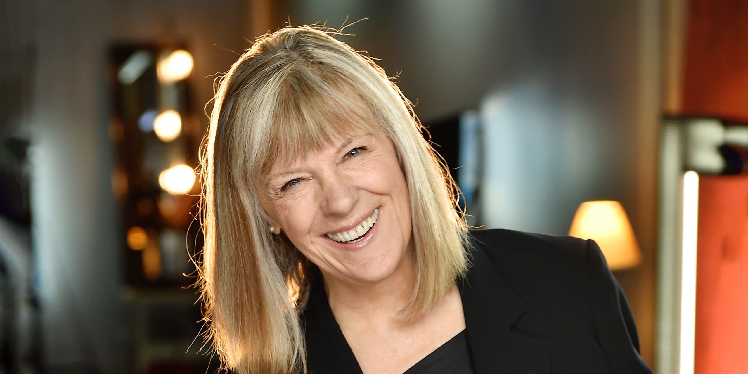 Actress Mimi Kennedy's Biography: Net Worth, Age, Affairs