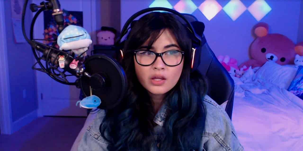 Age, Height, Boyfriend, Net Worth, Family