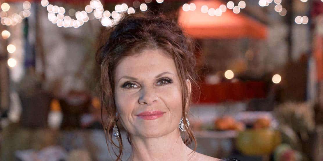 Where is Lolita Davidovich now? What is she doing today? Wiki