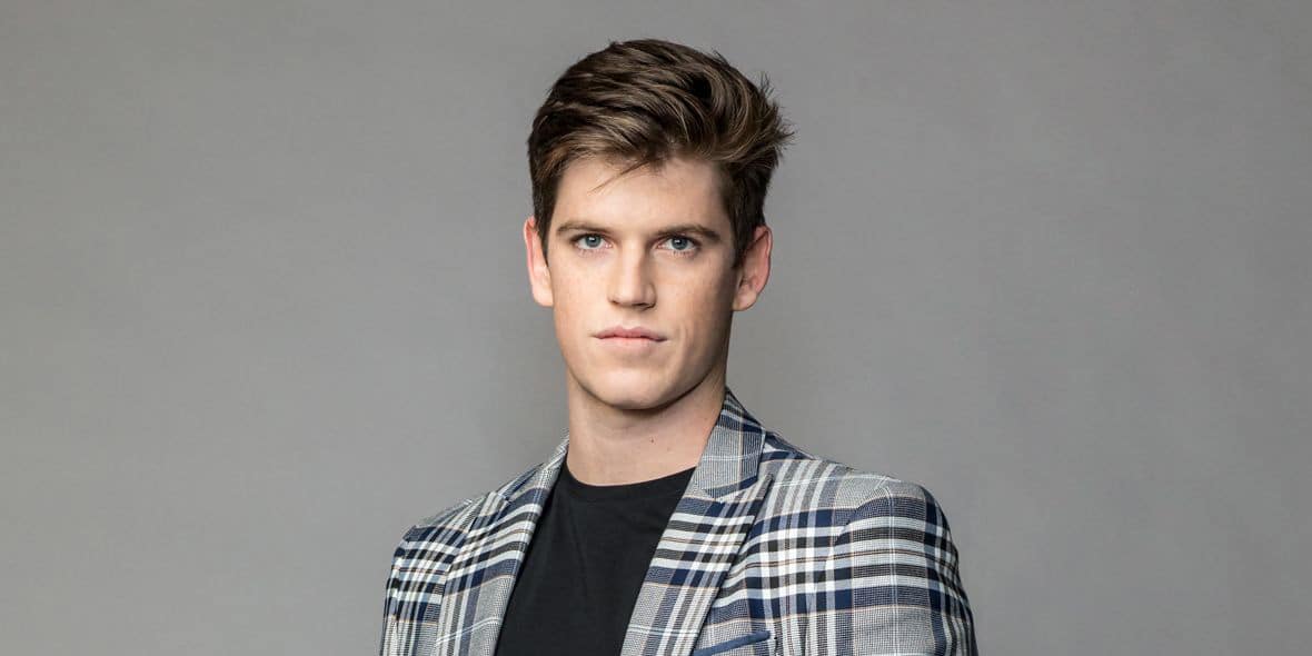 Actor Miguel Bernardeau's Biography: Age, Girlfriend, Net Worth
