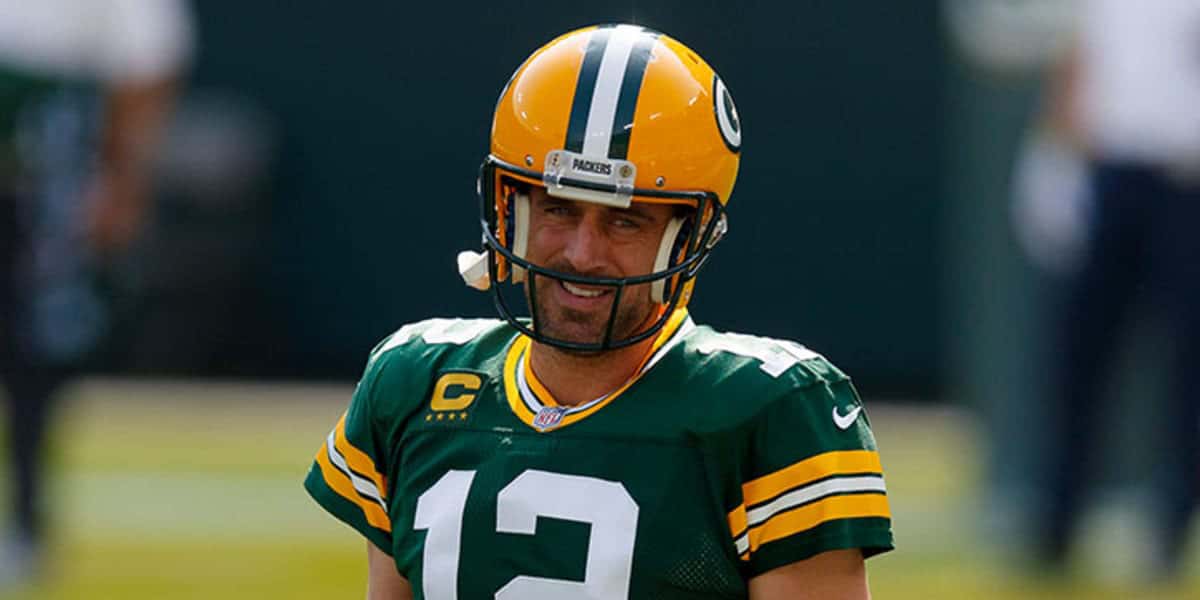 Who is Aaron Rodgers married to? Girlfriend, Wife, or Dating Anyone?