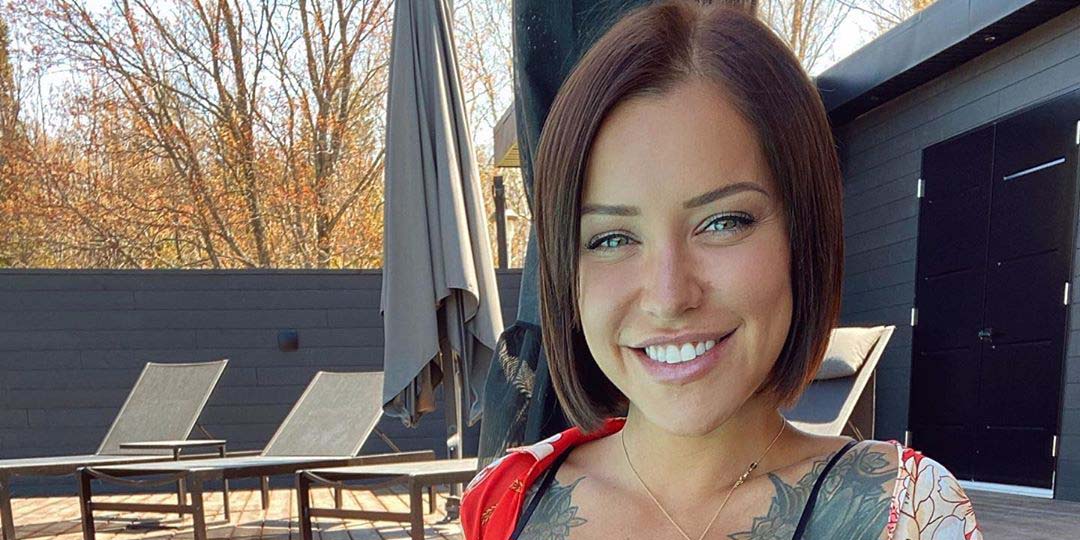 Tattoo Instagram Model Laurence Bédard's Biography & Boyfriend