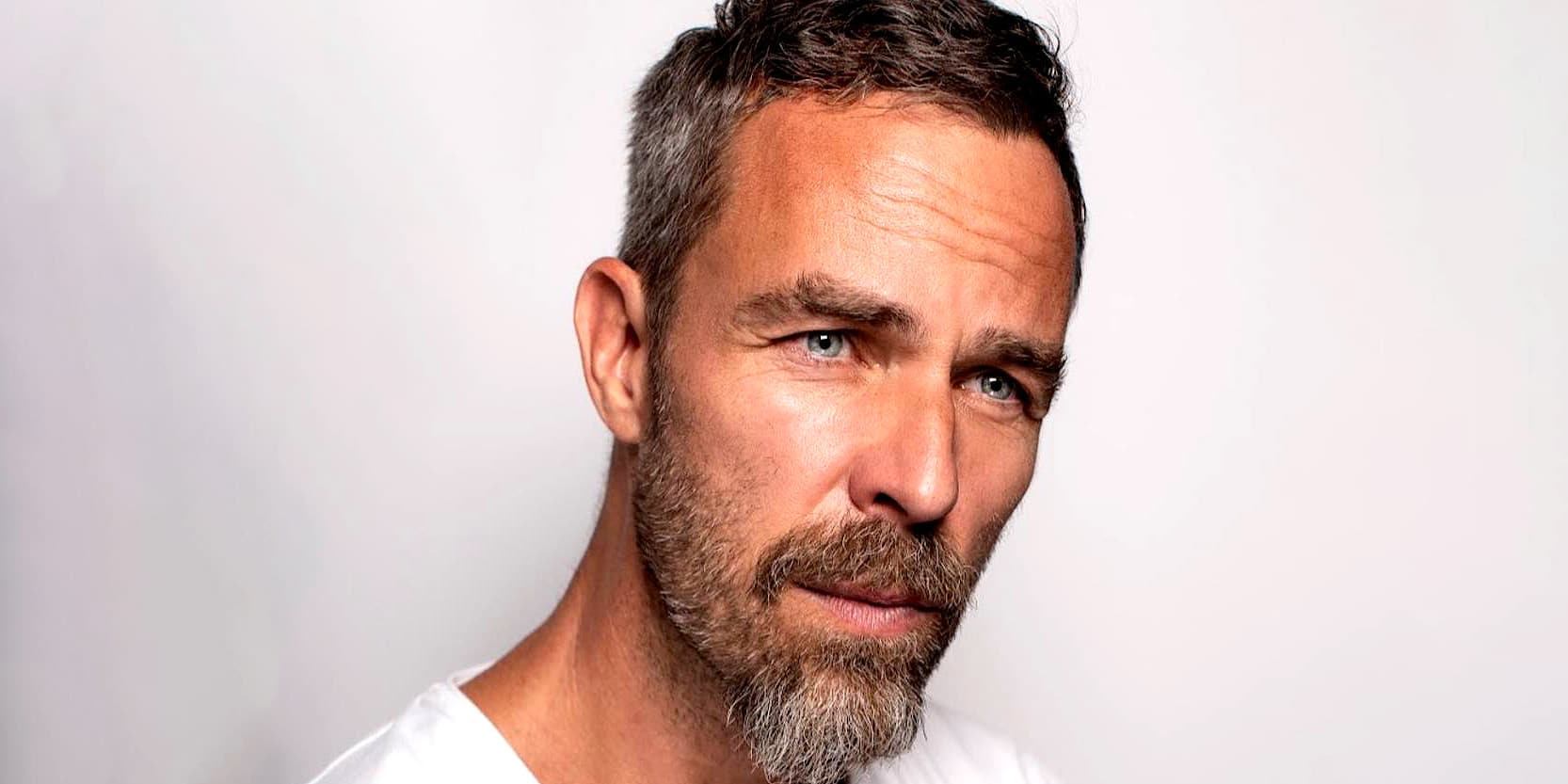 Age, Height, Wife, Net Worth, Children, Biography