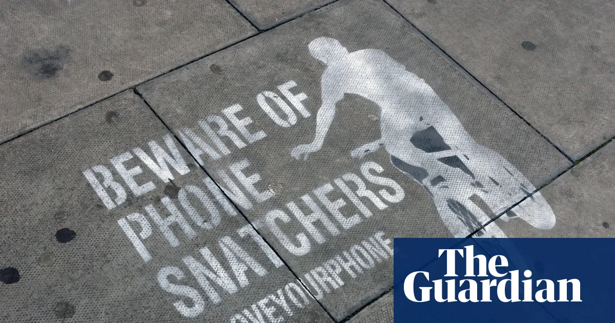 Met police chief calls for law to make stolen phones ‘unusable bricks’ | Metropolitan police