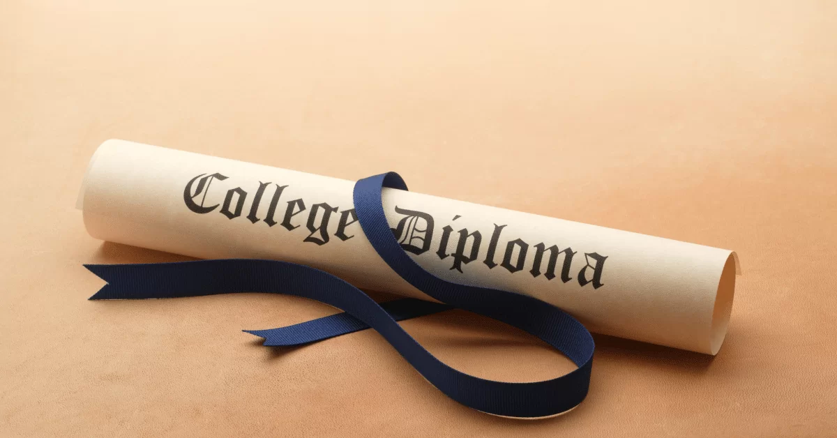 what does a college diploma look like (1)