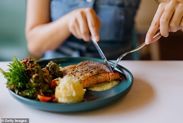 Emma Bardwell, nutritionist and bestelling author, on how to eat smart while on GLP-1s.